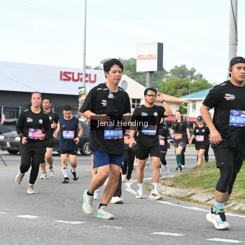 Runner Photo 3547354