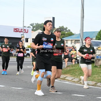 Runner Photo 3547359