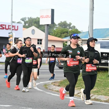 Runner Photo 3547365