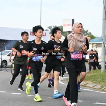 Runner Photo 3547384