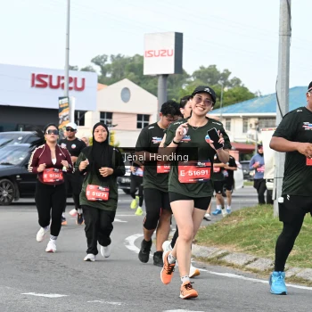 Runner Photo 3547406
