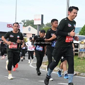 Runner Photo 3547459