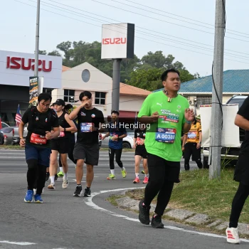 Runner Photo 3547516