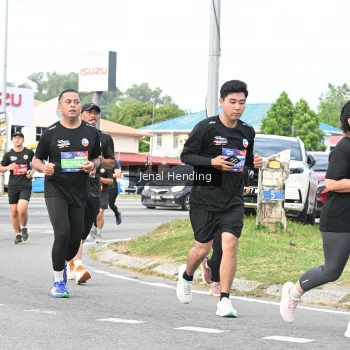 Runner Photo 3547570