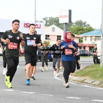 Runner Photo 3547589