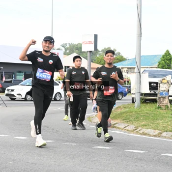 Runner Photo 3547629