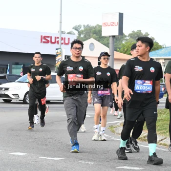 Runner Photo 3547653