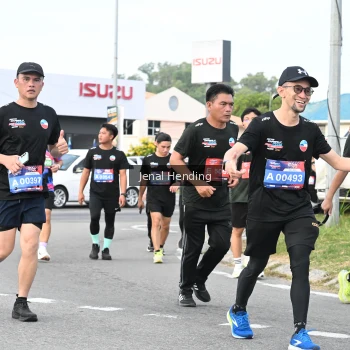 Runner Photo 3547668