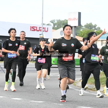 Runner Photo 3547684