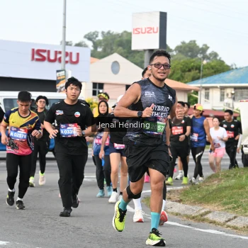 Runner Photo 3547699