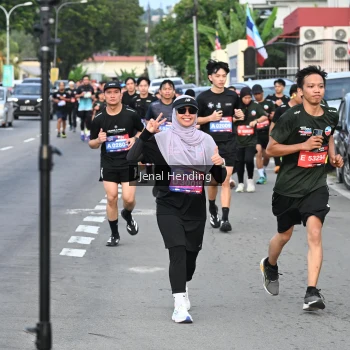 Runner Photo 3547757