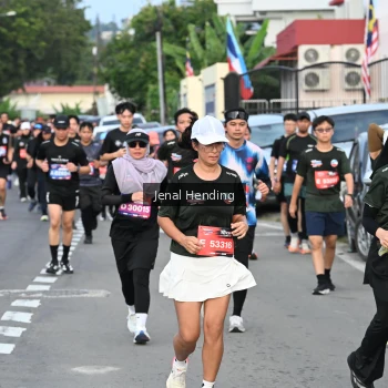 Runner Photo 3547758