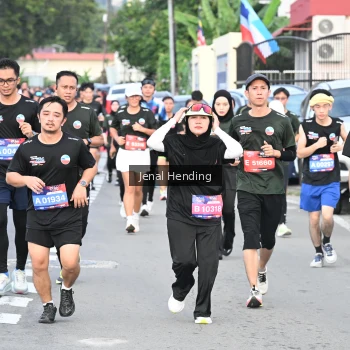 Runner Photo 3547759