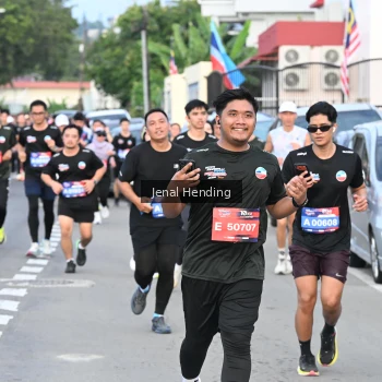 Runner Photo 3547761