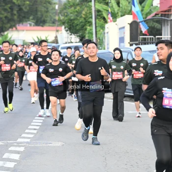 Runner Photo 3547767
