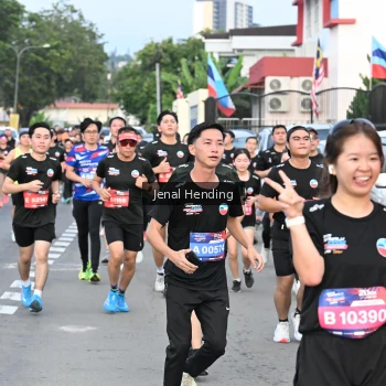 Runner Photo 3547812