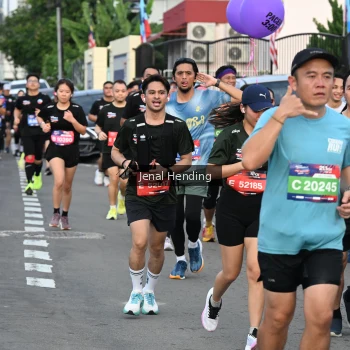 Runner Photo 3547818