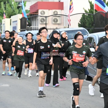 Runner Photo 3547835