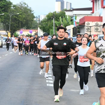 Runner Photo 3547845