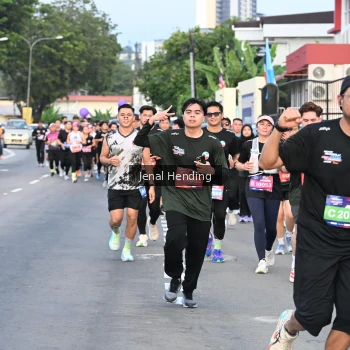 Runner Photo 3547858
