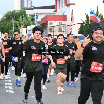 Runner Photo 3547860