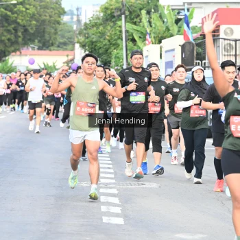 Runner Photo 3547871