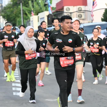 Runner Photo 3547896