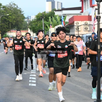 Runner Photo 3547936