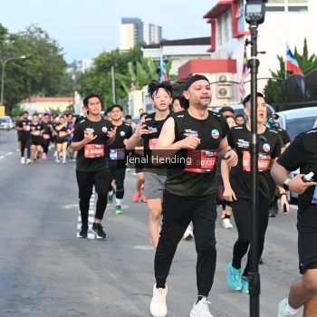 Runner Photo 3547942