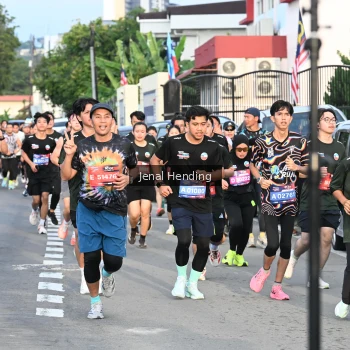 Runner Photo 3547944