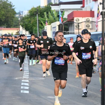 Runner Photo 3547958