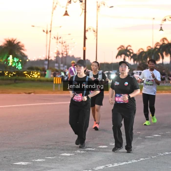 Runner Photo 3548084