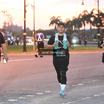 Runner Photo 3548113
