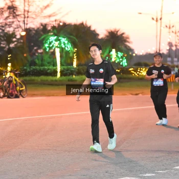 Runner Photo 3548134