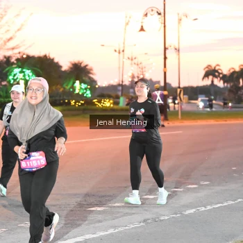 Runner Photo 3548136