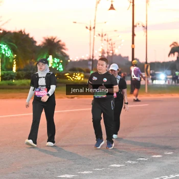Runner Photo 3548140