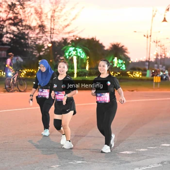 Runner Photo 3548141