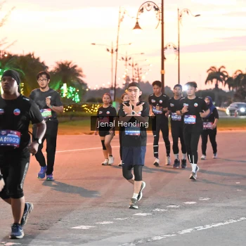 Runner Photo 3548149