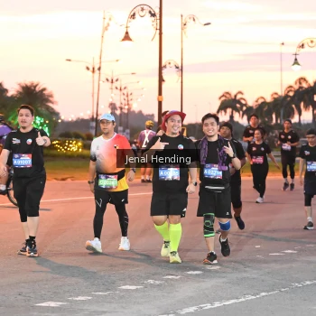Runner Photo 3548153