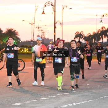 Runner Photo 3548156