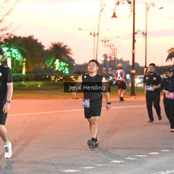 Runner Photo 3548167