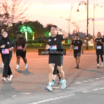 Runner Photo 3548181