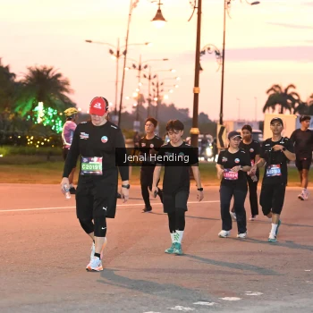 Runner Photo 3548189