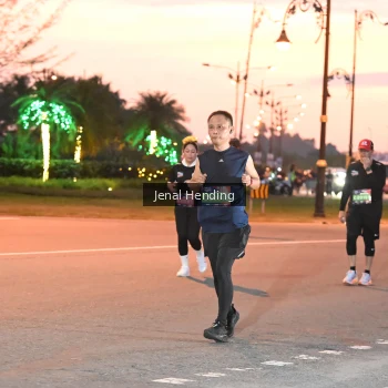 Runner Photo 3548191