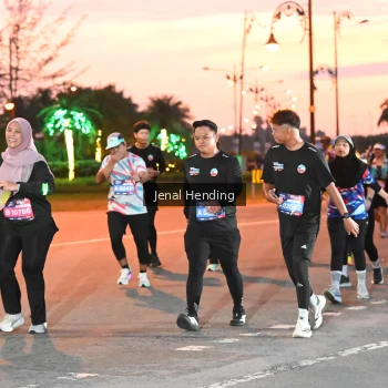 Runner Photo 3548210