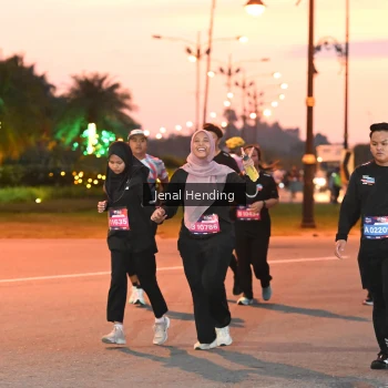 Runner Photo 3548211