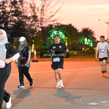 Runner Photo 3548243