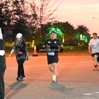 Runner Photo 3548246