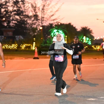Runner Photo 3548248
