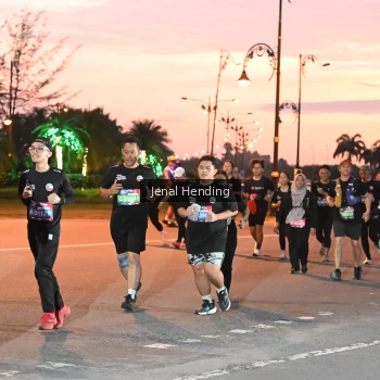 Runner Photo 3548261